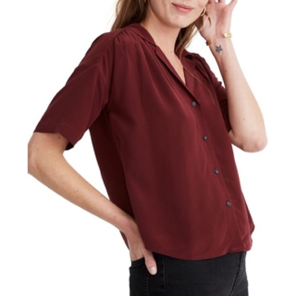 Madewell Tops - Madewell silk camp shirt size M
